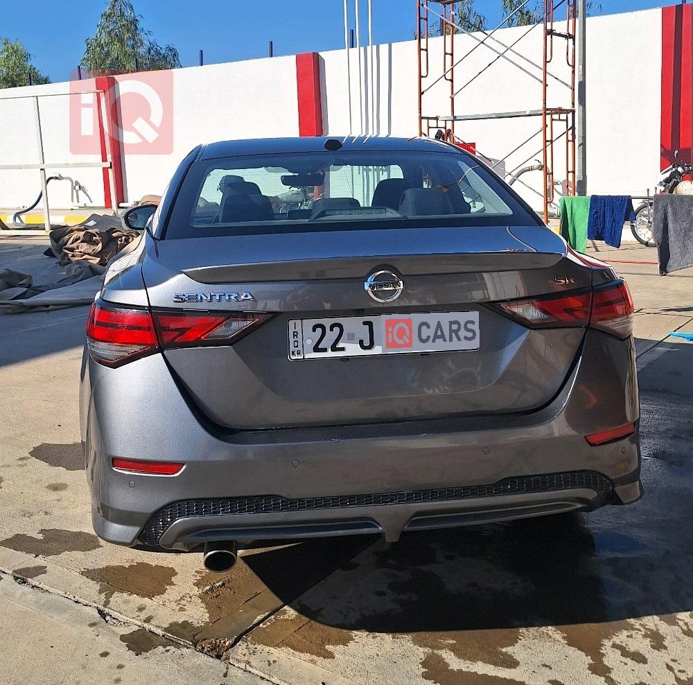 نيسان سنترا